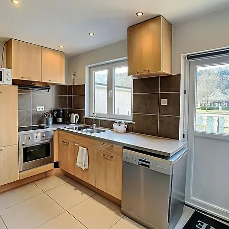 Vue Sur Meuse Avec Jacuzzi Et Sauna Exterieur. *