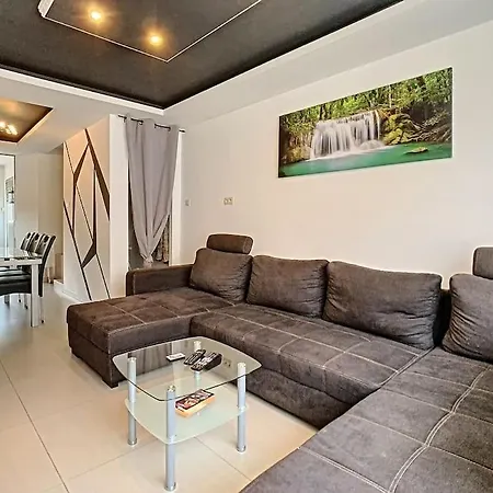 Vue Sur Meuse Avec Jacuzzi Et Sauna Exterieur. * Yvoir