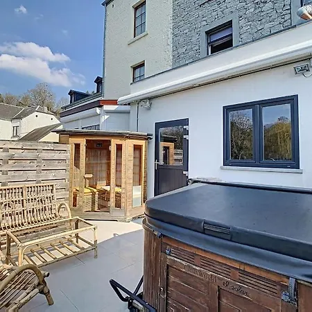 Vue Sur Meuse Avec Jacuzzi Et Sauna Exterieur. Apartment *